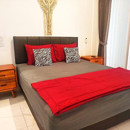 Loka Anyar Guest House Керобокан Екстер'єр фото